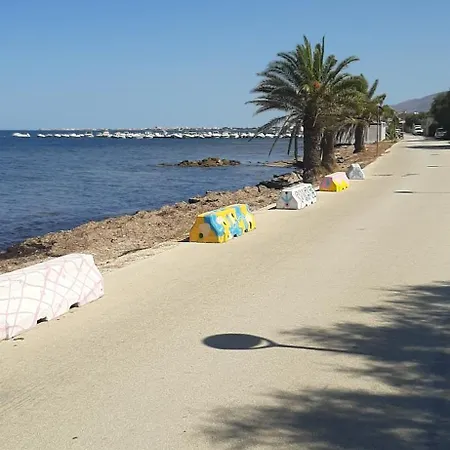 Prázdninový dům The House Of The Islands Sea View *